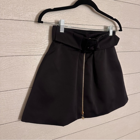 Patou Zip-up mini skirt in recycled satin - Picture 4 of 11
